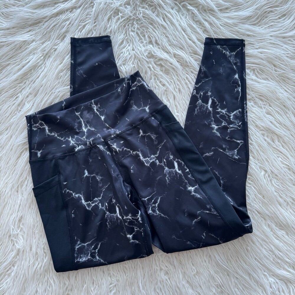 Buff bunny Limitless Leggings Black Marble Size Small